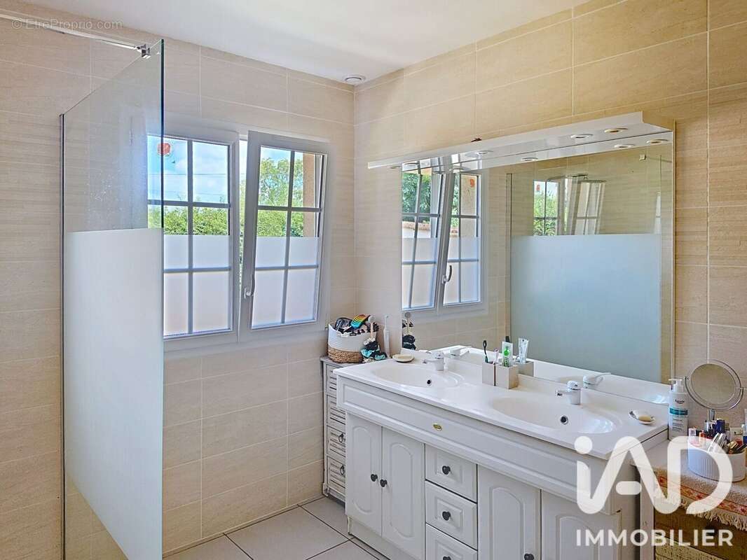 Maison 90 m² à Eturqueraye  - photo 7