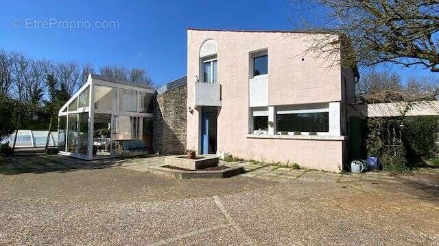 Maison à BREUIL-MAGNE
