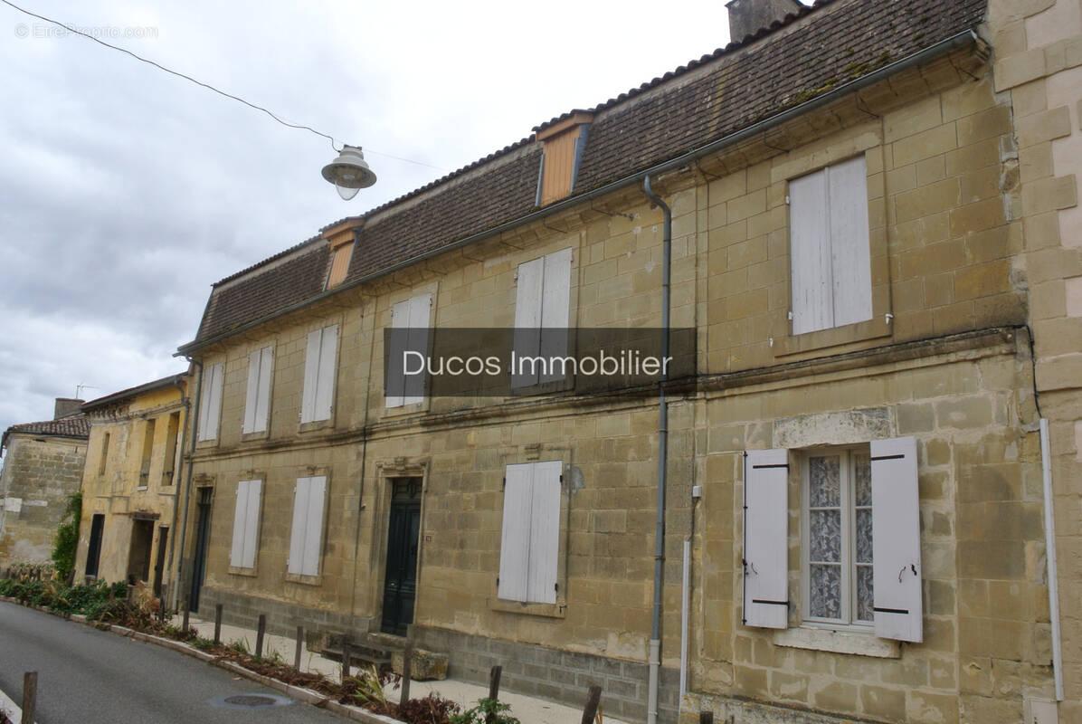 Maison à SAINT-BARTHELEMY-D'AGENAIS
