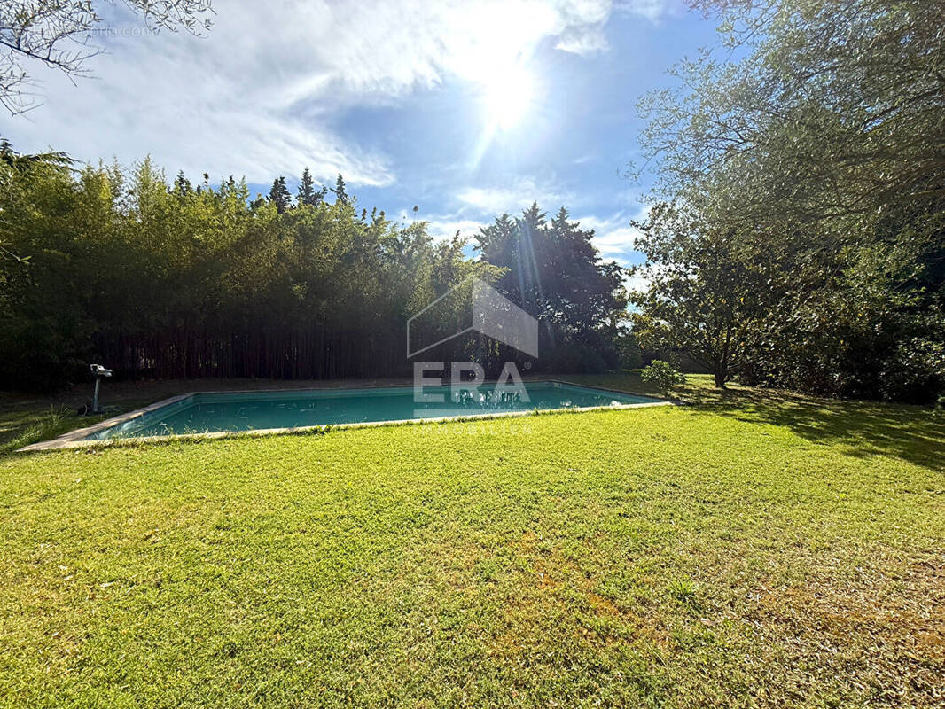 Terrain à BOUC-BEL-AIR