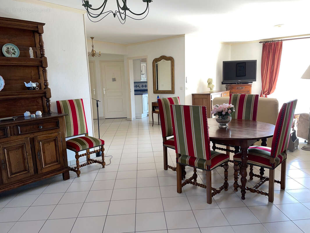 Appartement à LA FERTE-GAUCHER