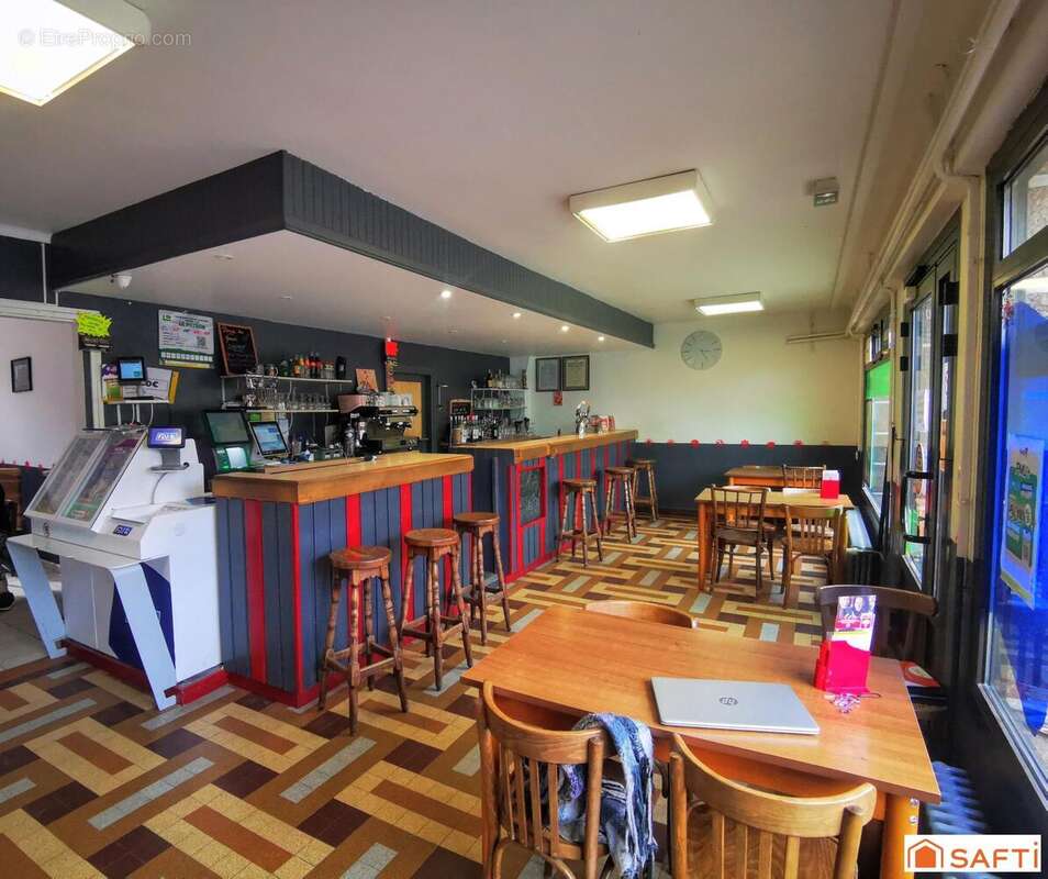 Photo 2 - Commerce à BEGARD