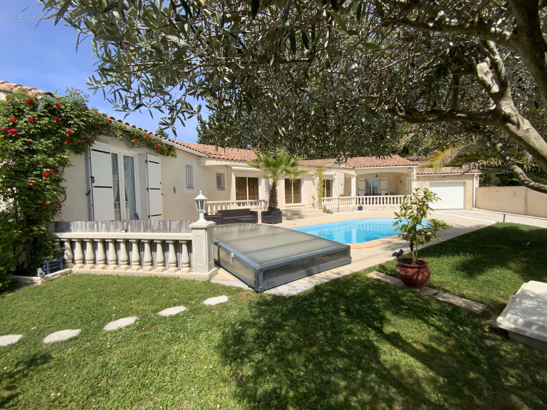 Maison à UZES