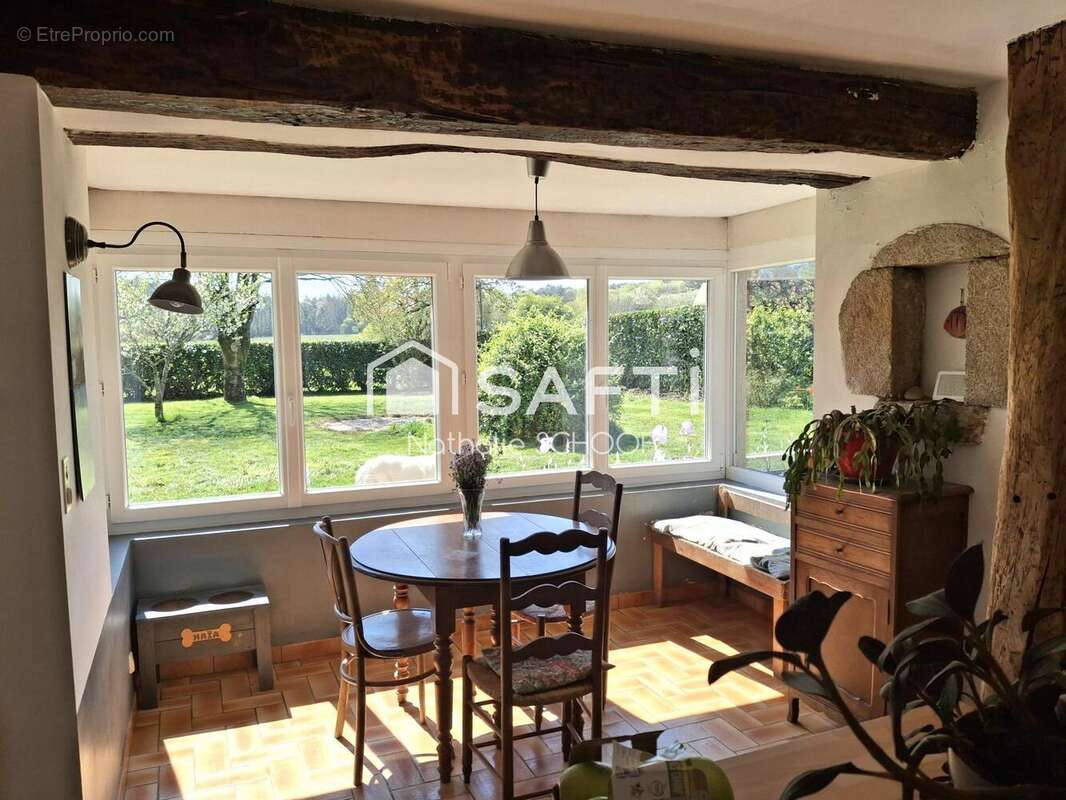 Maison 215 m² à La Chapelle-Neuve  - photo 5