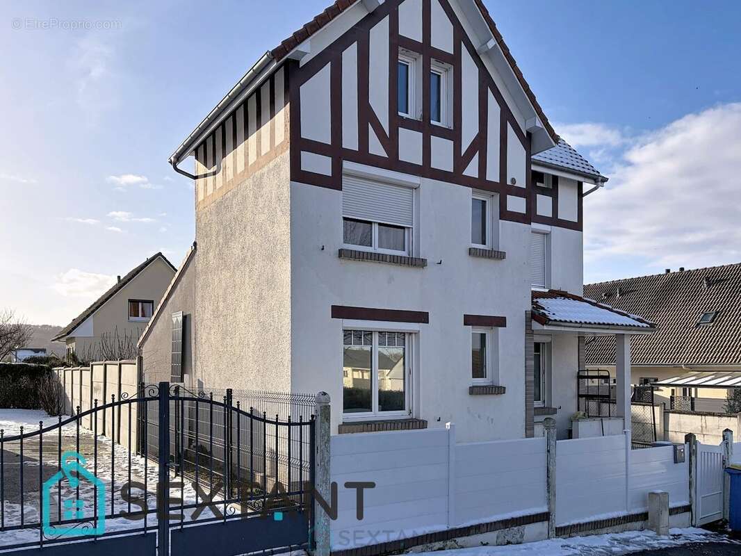 Maison à GRAND-COURONNE