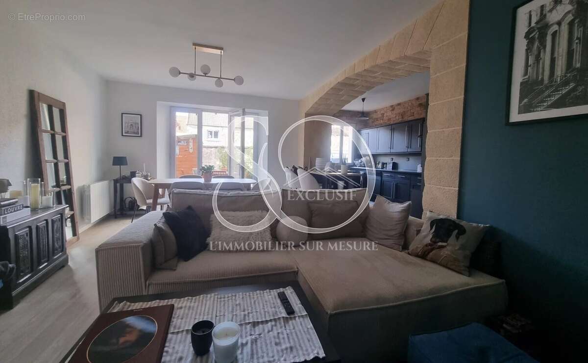 Maison à FLINS-SUR-SEINE