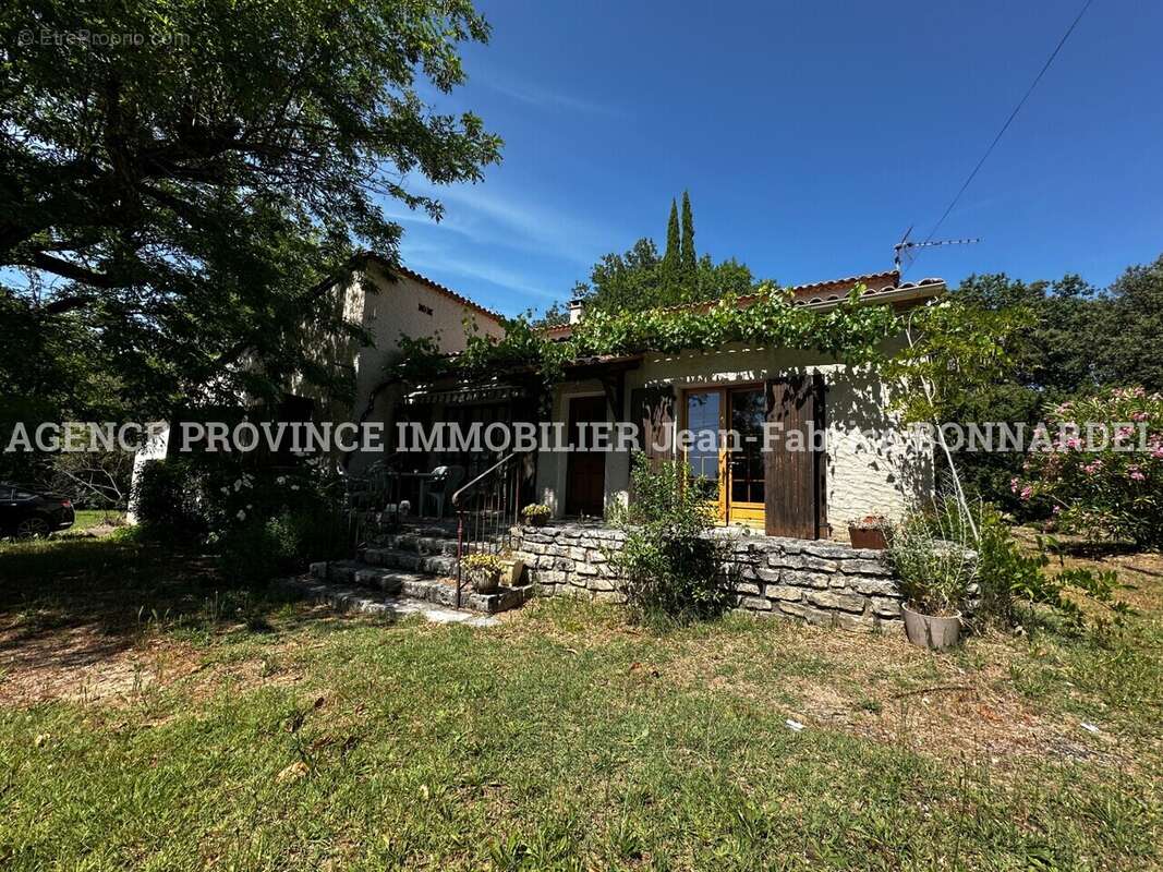 Maison 126 m² à Grignan  - photo 16