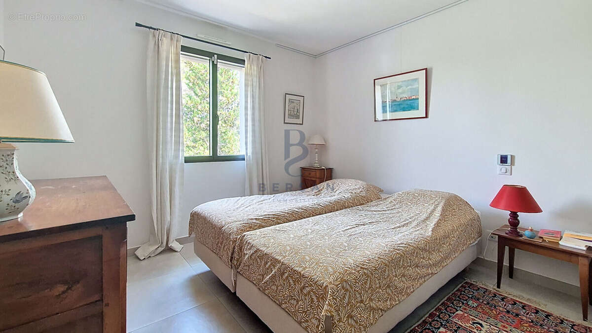 Maison à FREJUS