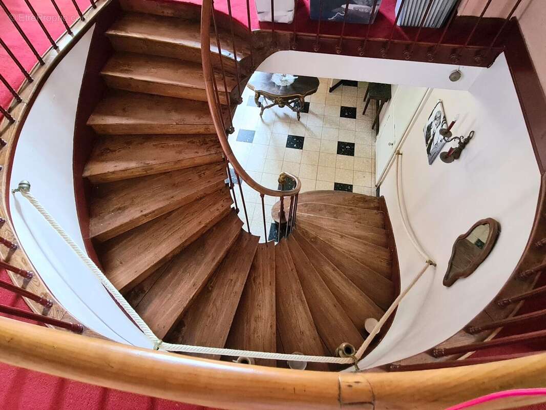 Cage d'escalier - Maison à AUMALE