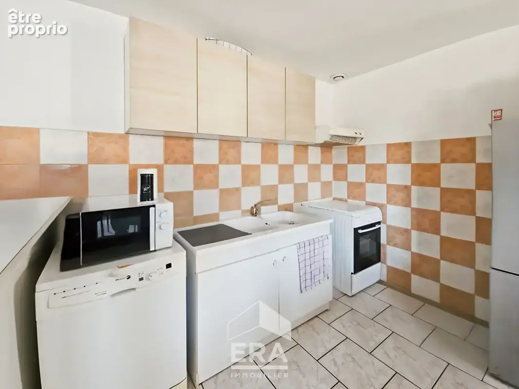 MARGAUX CANTENAC - Maison 2 chambres de plain-pied avec petit jardin - calme - photo 5