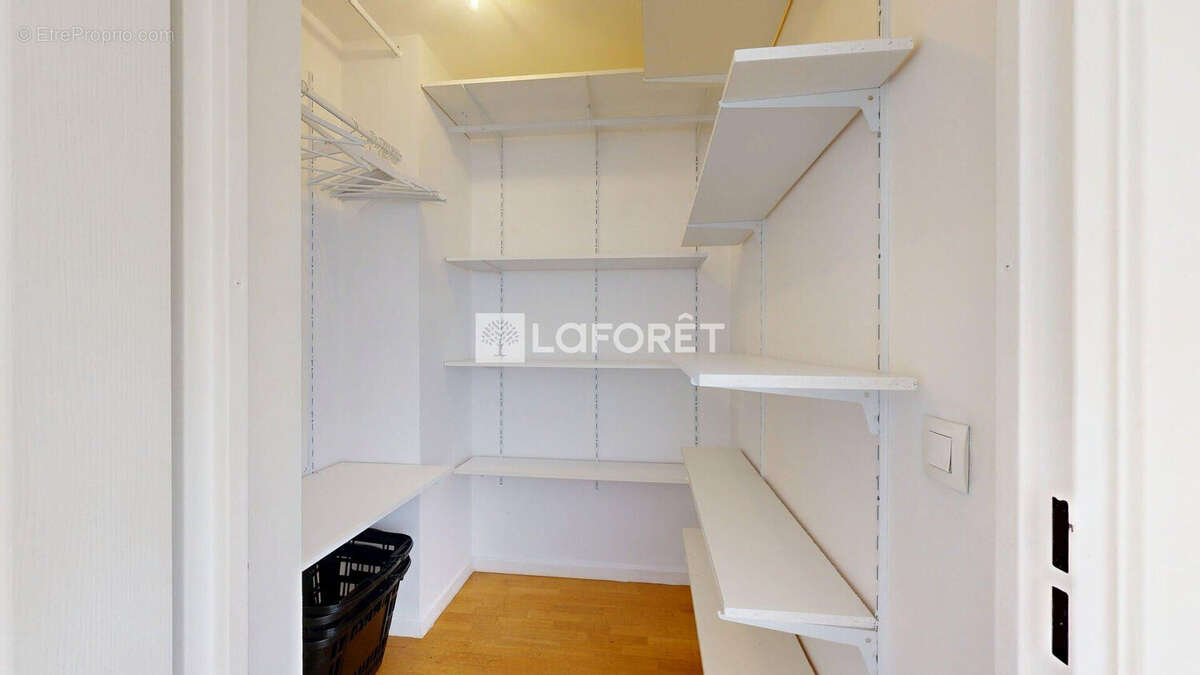 Appartement à NANTERRE