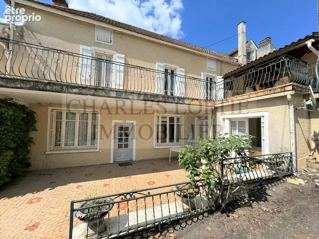 Ensemble immobilier situé à 5 minutes d'un village en Bouriane avec tous commerces - photo 30