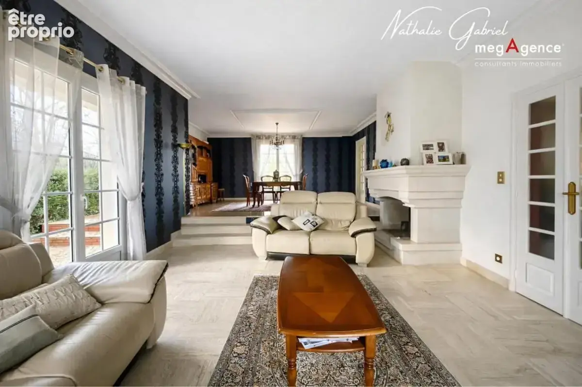PRUNIERS- Hauts de Beaumont-Maison de 185 m2 (5 chambres) sur 1125 m2 - photo 5