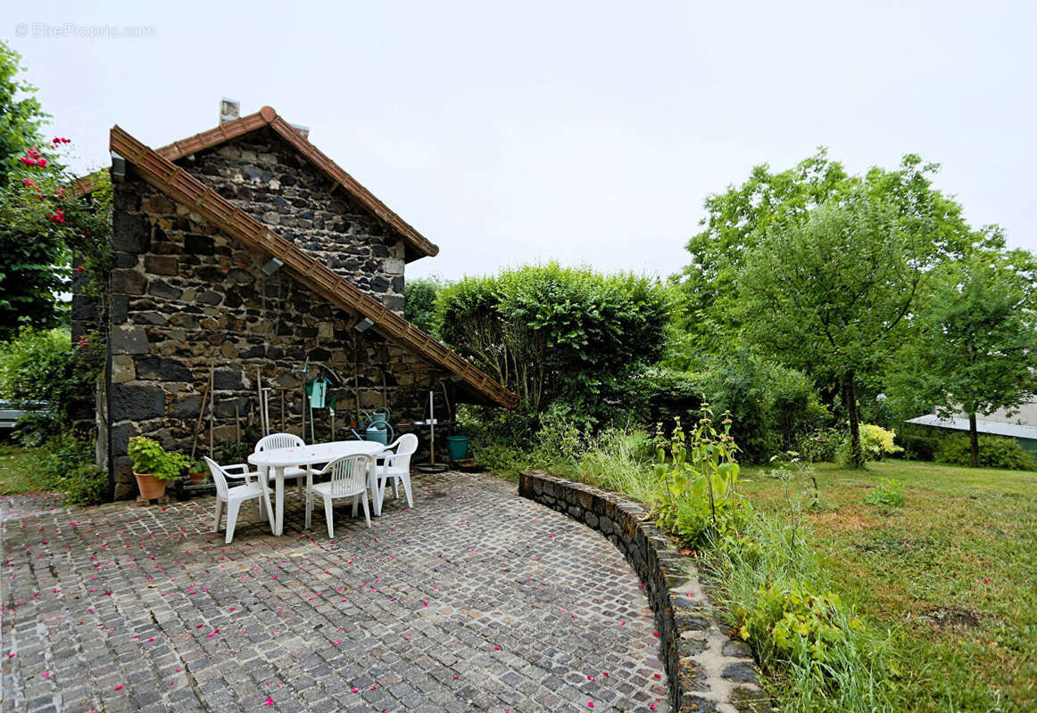 Maison à SAINT-OURS