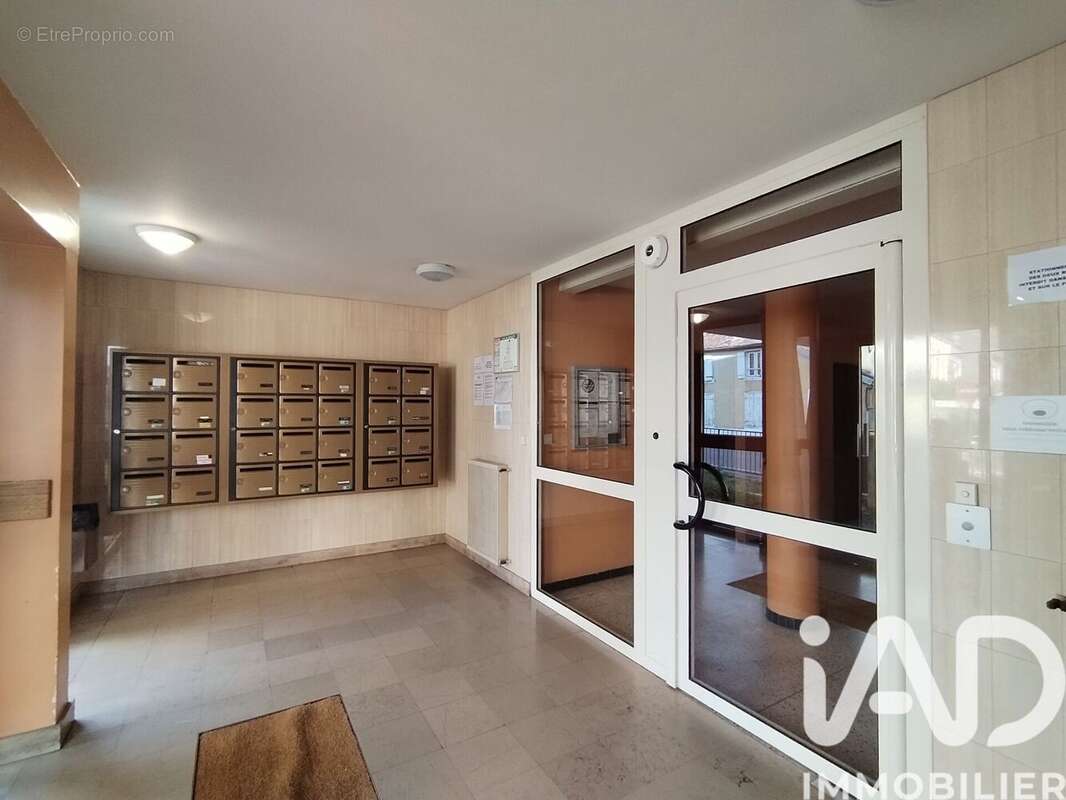 Appartement 25 m² à Troyes  - photo 3