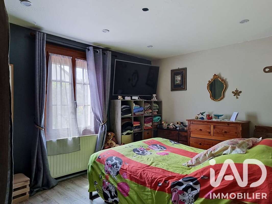 Maison 169 m² à Cressy  - photo 9