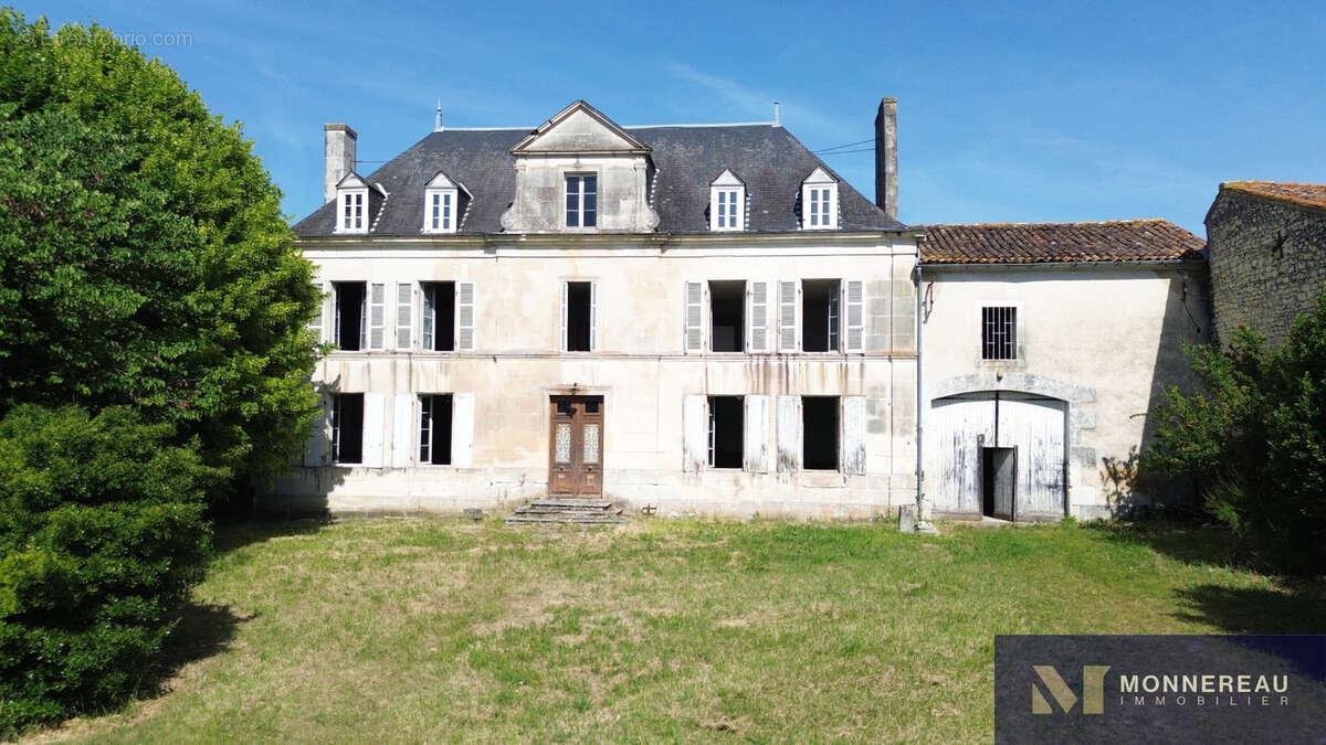 Maison de maitre a rehabiliter - photo 20