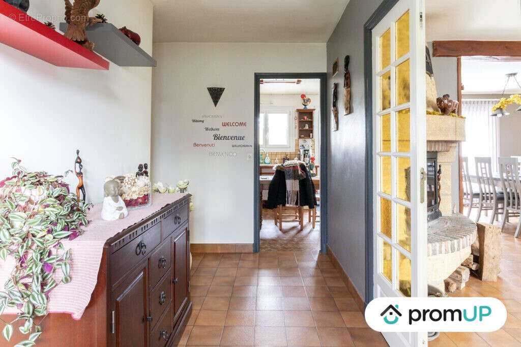 Maison à RAINNEVILLE