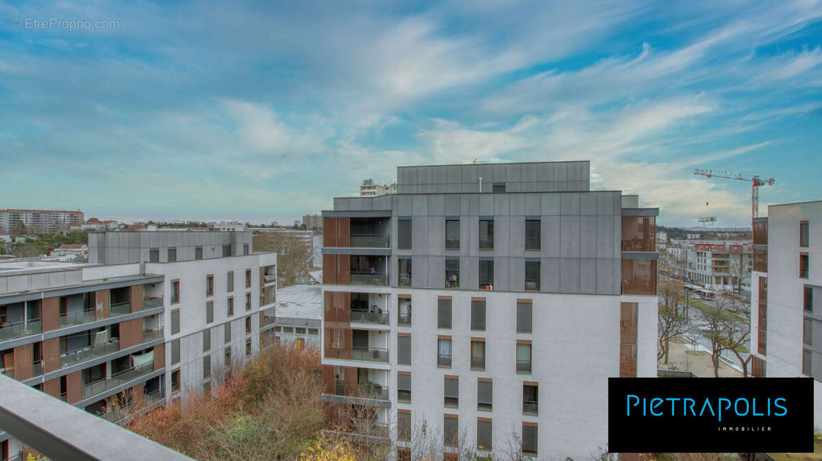 Appartement à LYON-8E