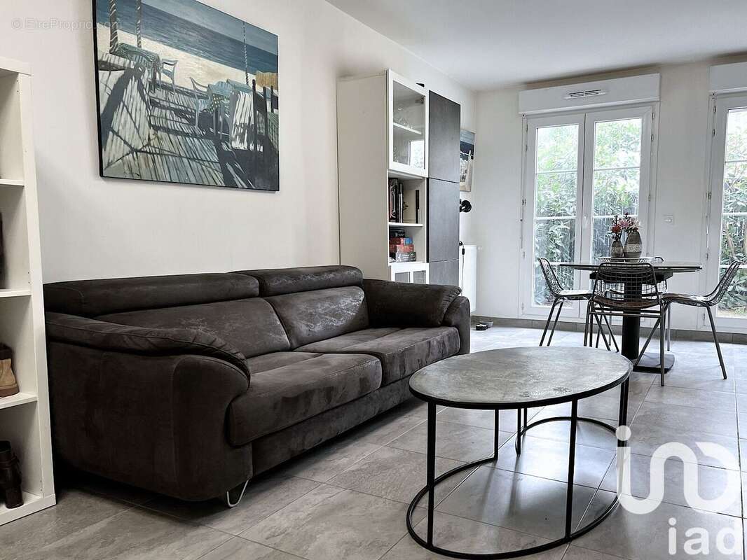Appartement 61 m² à Villeneuve-Saint-Denis  - photo 3