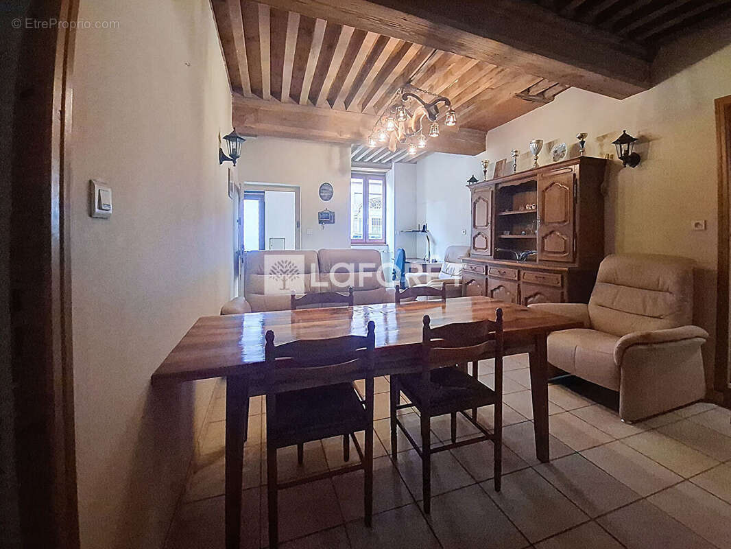 Appartement à BELLEVILLE