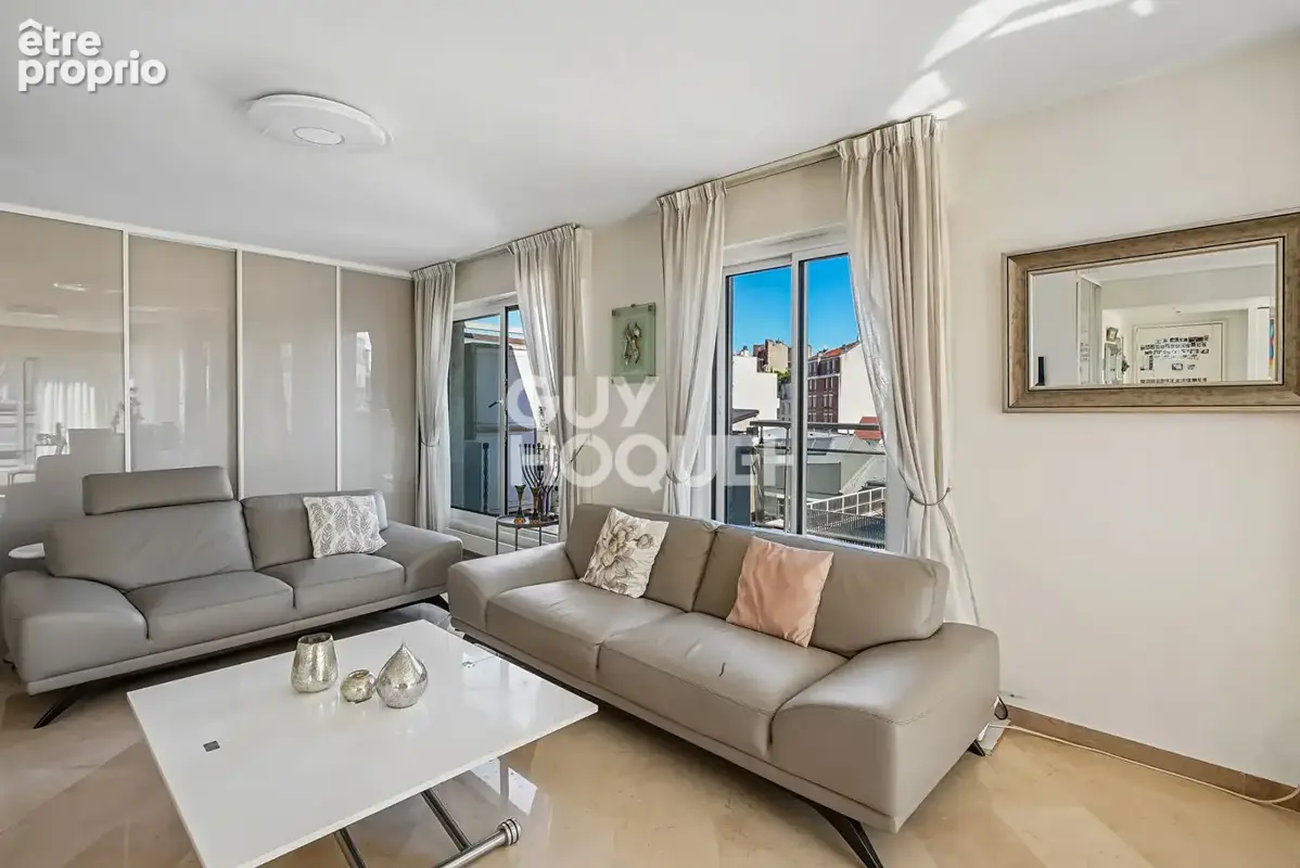 Dernier étage , T4 120m² avec terrasse et parkings - photo 6