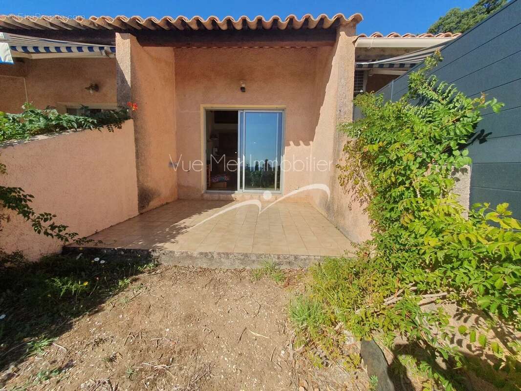 Appartement à LE LAVANDOU