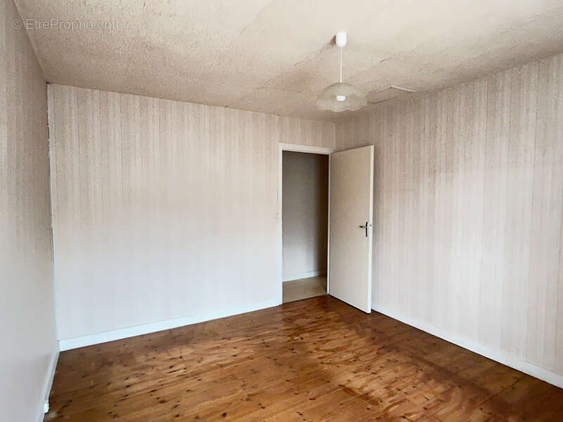 Maison à CHANTECORPS