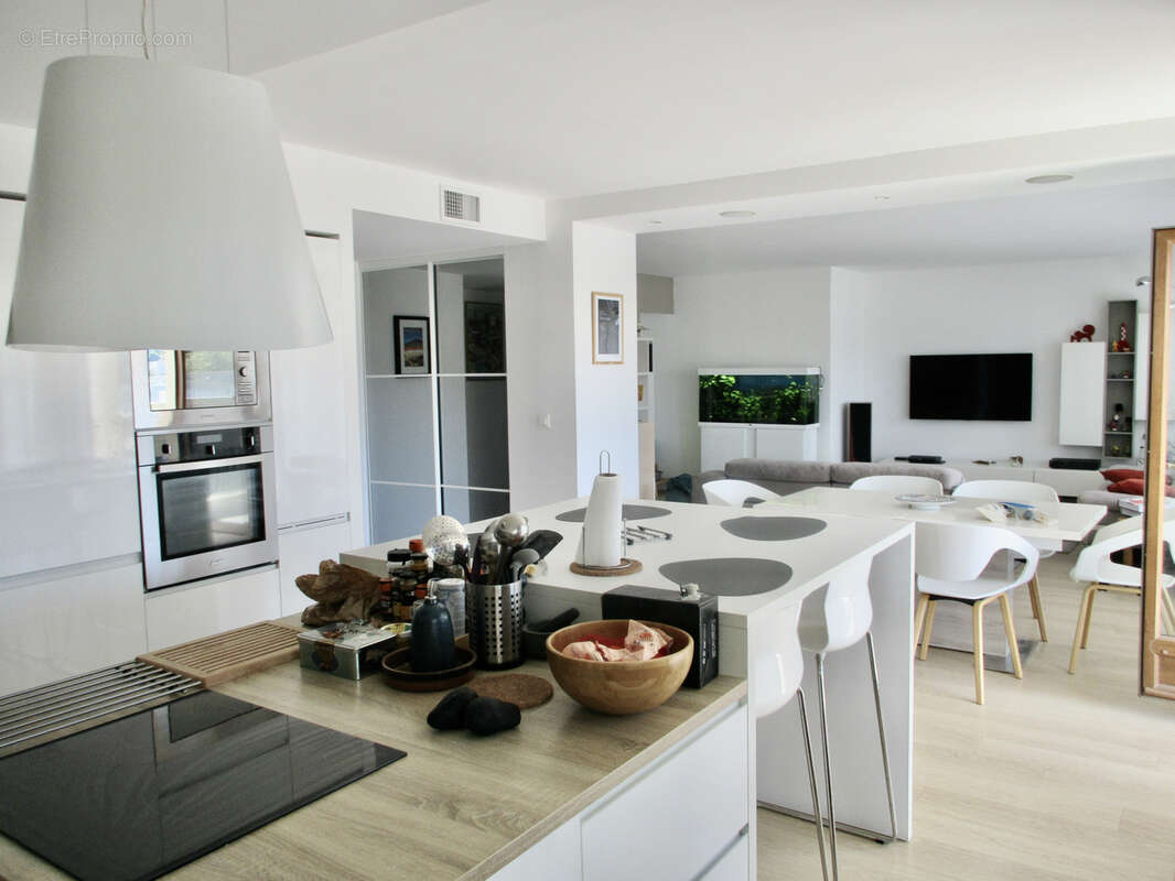 Appartement à MARSEILLE-9E