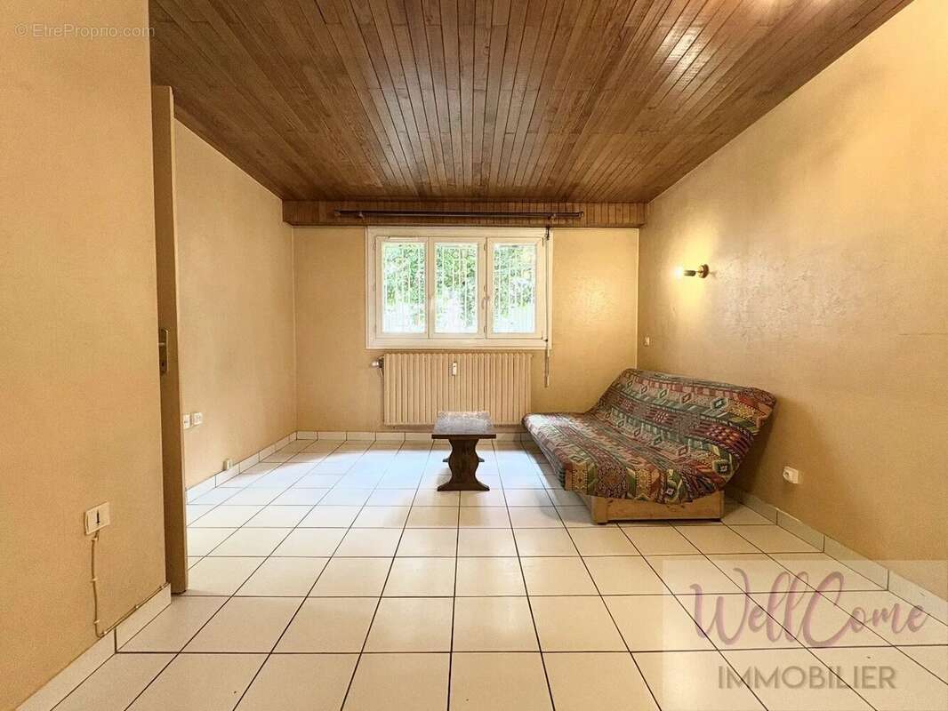 Appartement à AIX-LES-BAINS