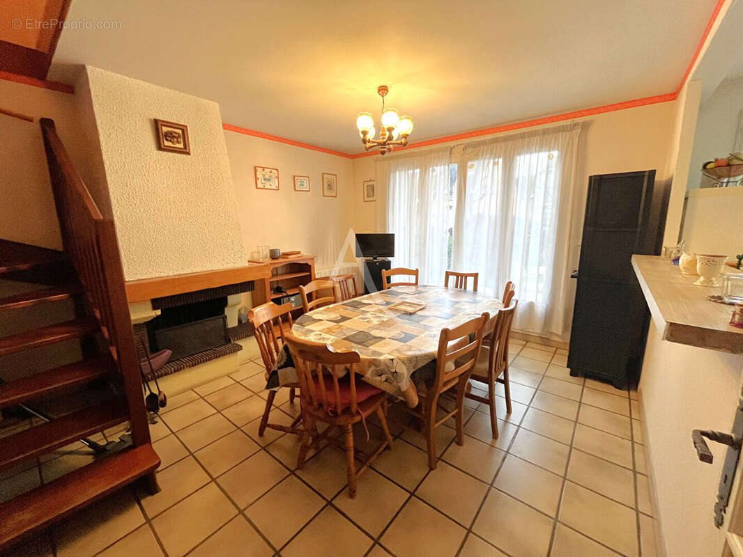 Maison à BRIE-COMTE-ROBERT