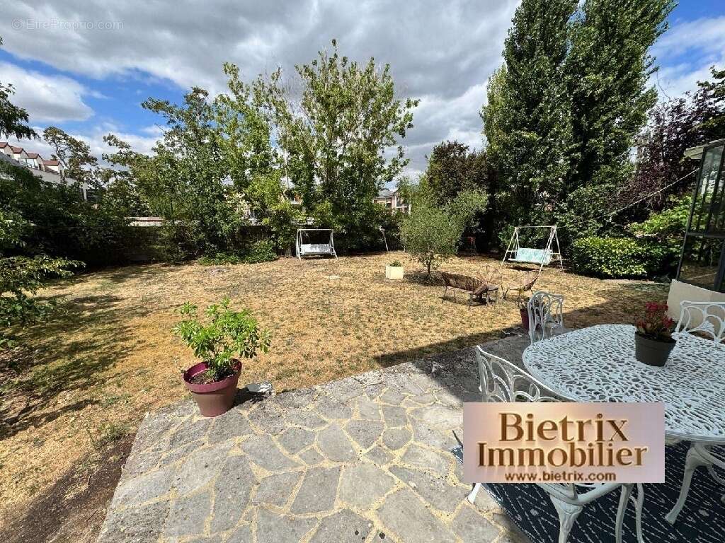 Maison 270 m² à L'isle-Adam  - photo 14