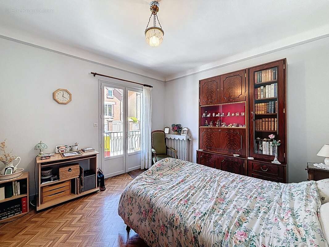 Maison à CHEVILLY-LARUE