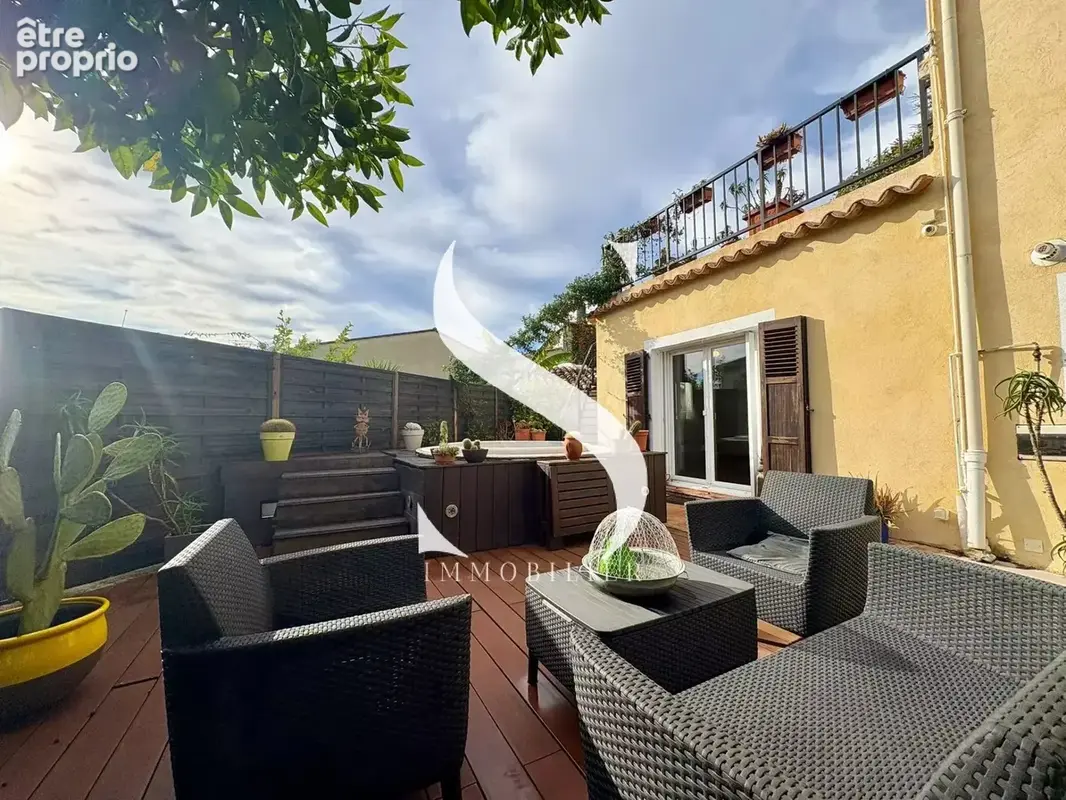 A vendre - Maison de ville 4 pièces avec jardin. - photo 4