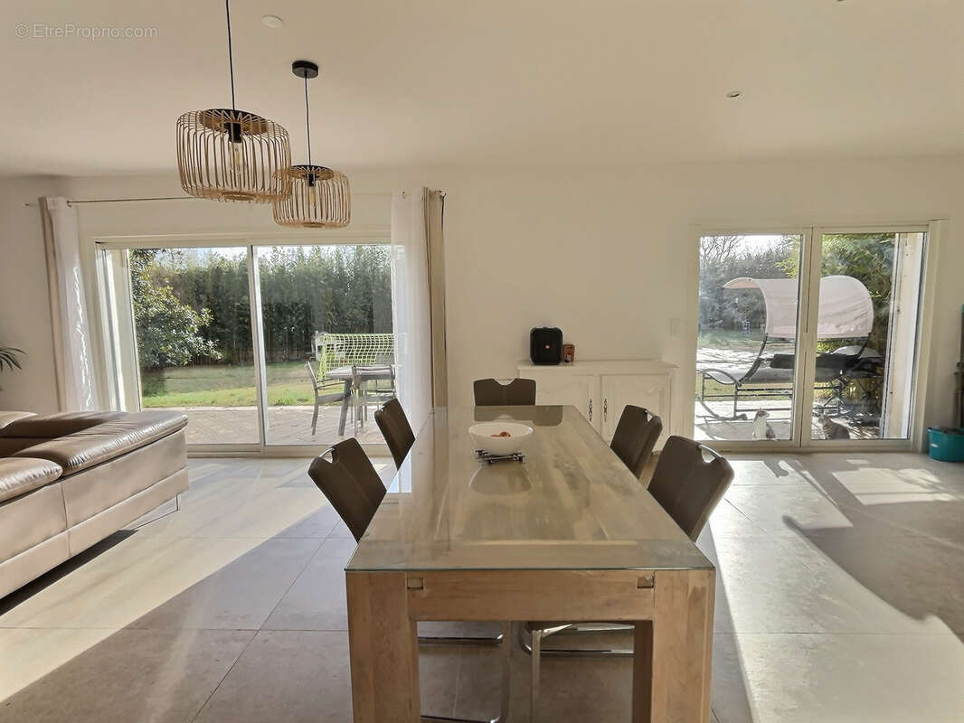 Maison à LANSARGUES