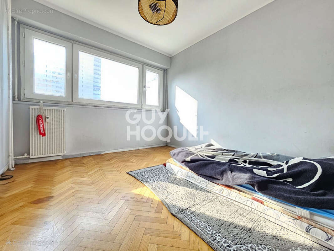 Appartement à RILLIEUX-LA-PAPE