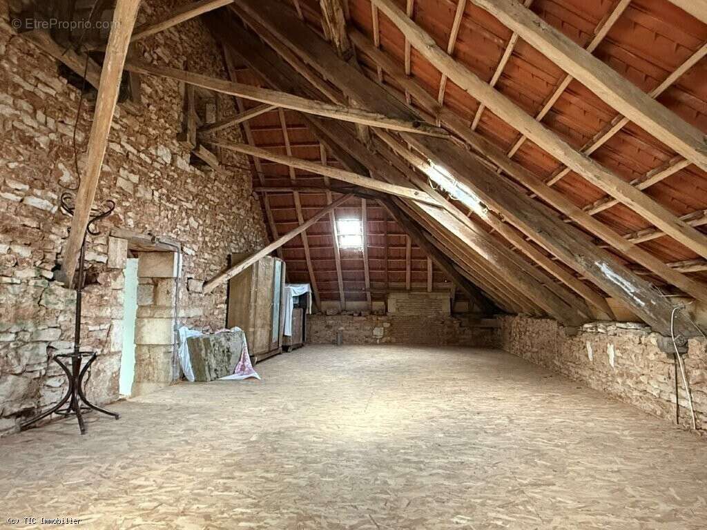 Maison à COUHE