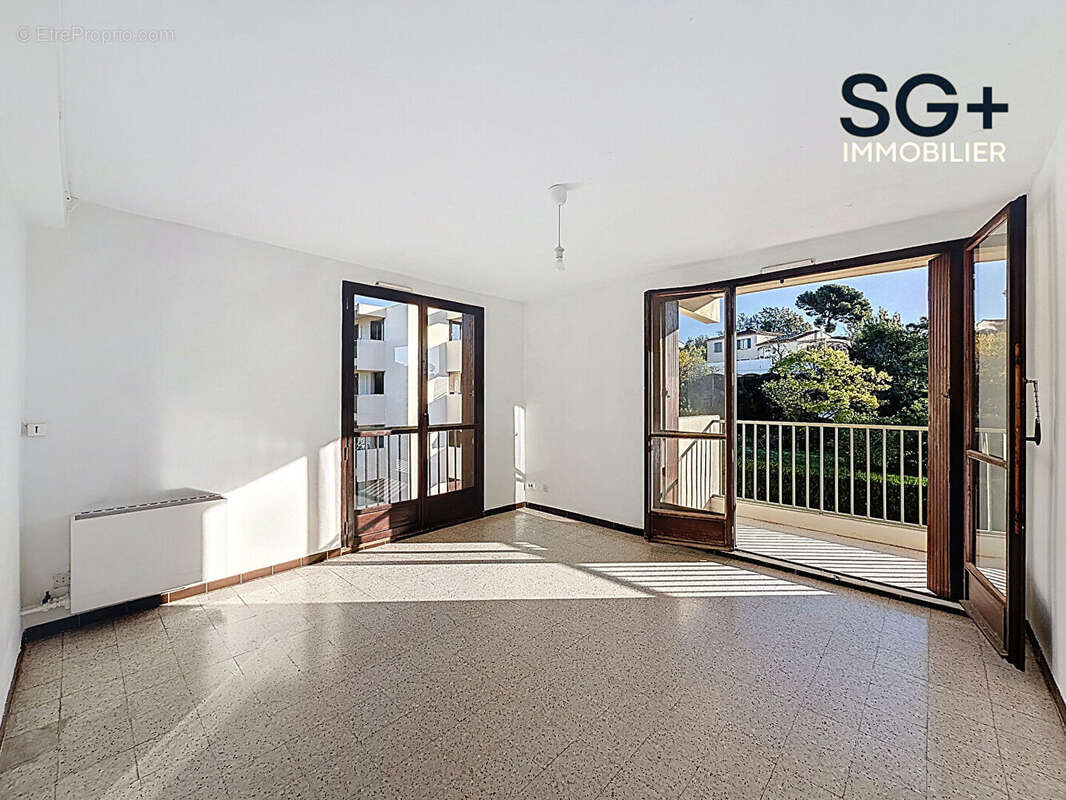 Appartement à MARSEILLE-13E