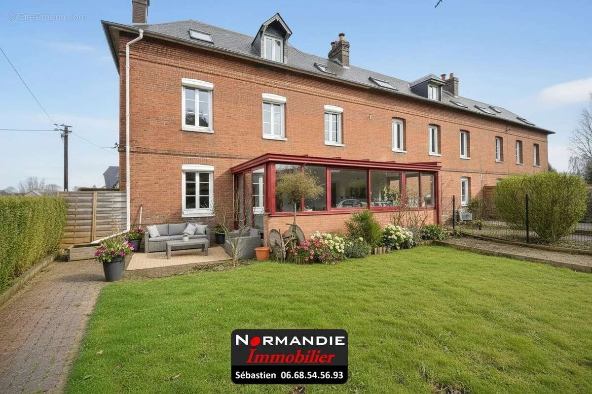 Charmante Maison en briques au cœur d'Yvetot - photo 2