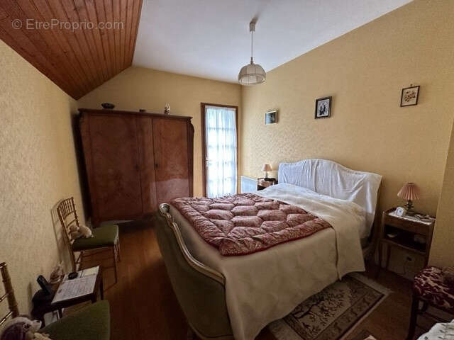 Maison à BURES-SUR-YVETTE