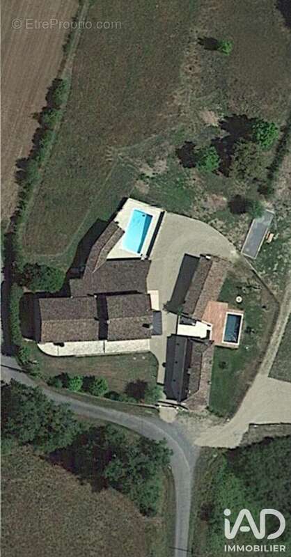 Maison 437 m² à Saint-Meard-De-Gurcon  - photo 2
