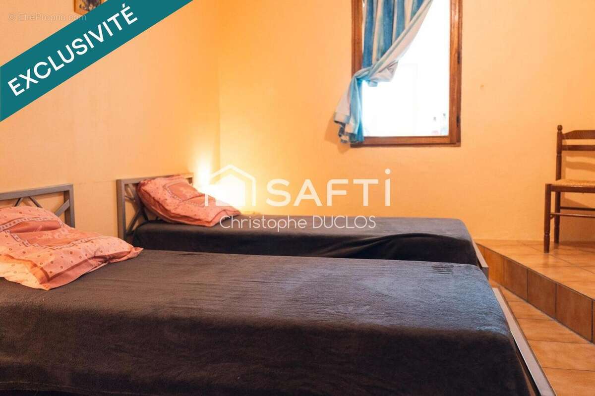 Photo 8 - Commerce à SAINT-GENIEZ