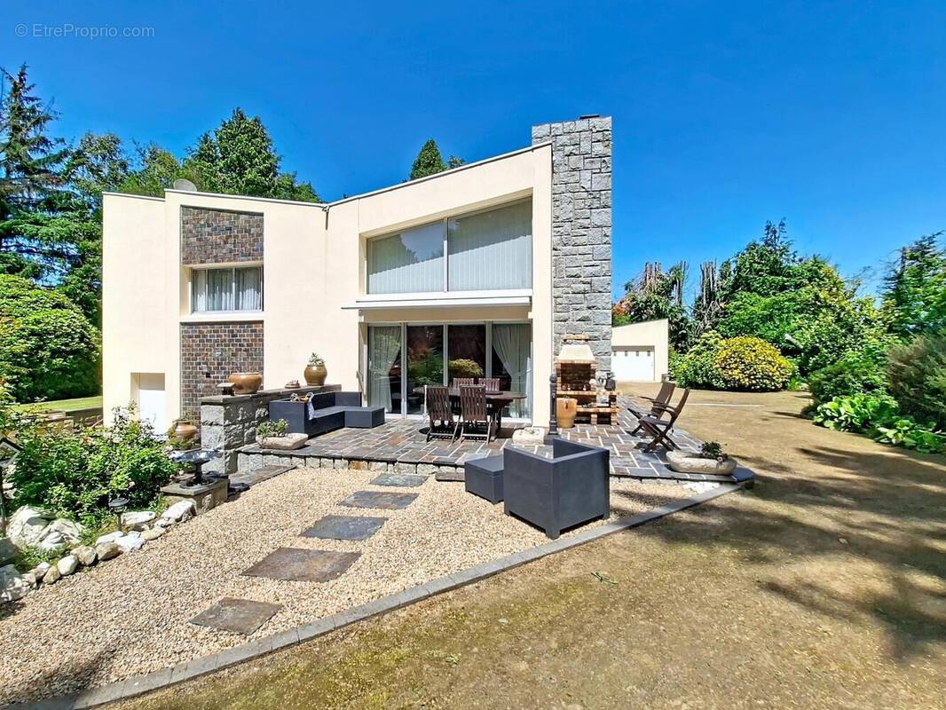 Photo 1 - Maison à LANNION