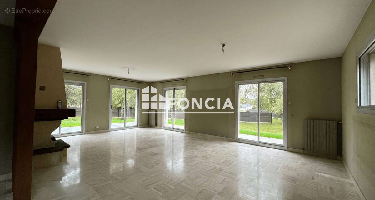 Maison à CHAMBRAY-LES-TOURS