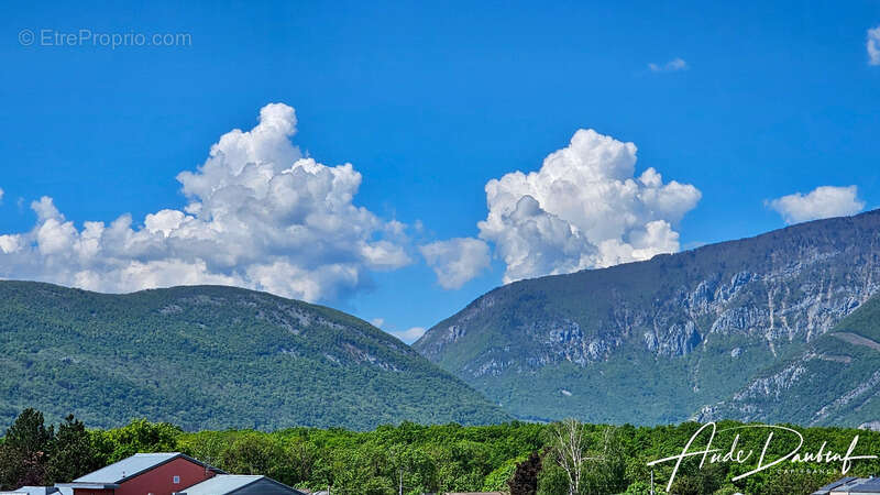 Appartement à VALLEIRY