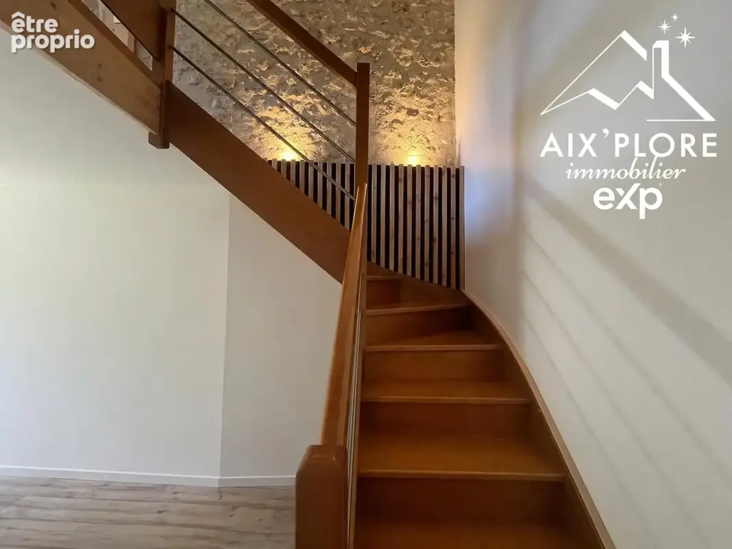 Maison 7 pièces 190 m² à vendre à Vieu-D'izenave (01430) - photo 9