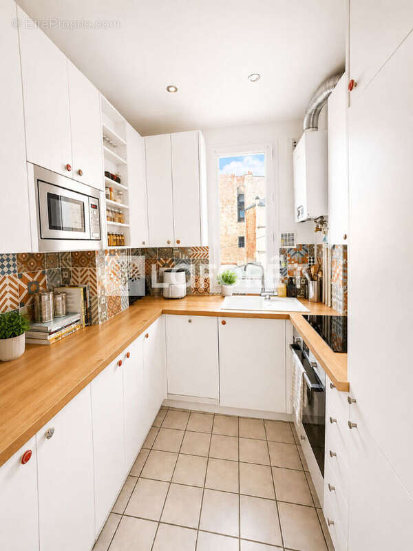 Appartement à LEVALLOIS-PERRET