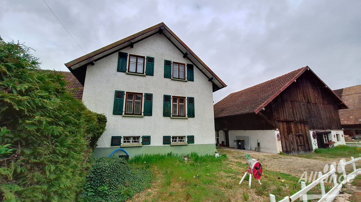Maison à THIANCOURT