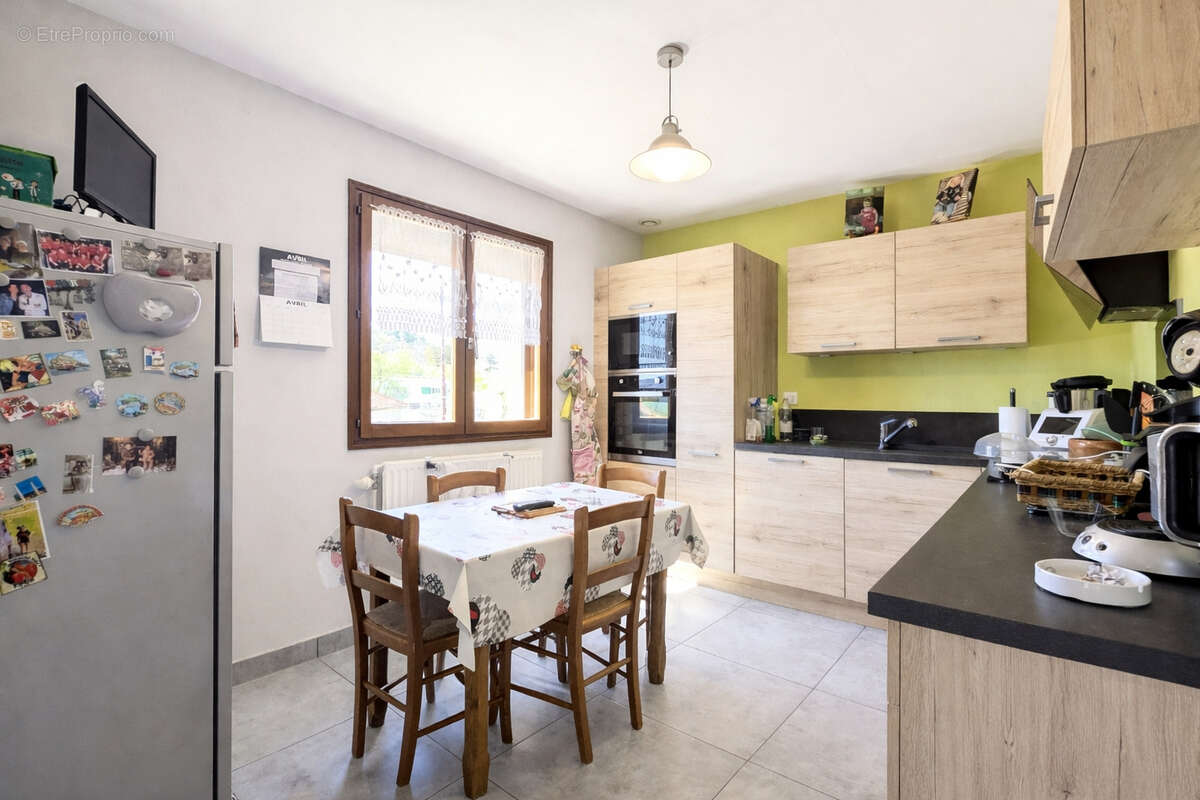 Maison à UNIEUX