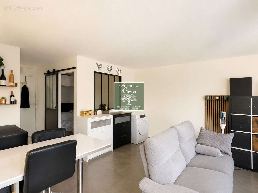 Studio bis avec terrasse et vue Alpilles - photo 2